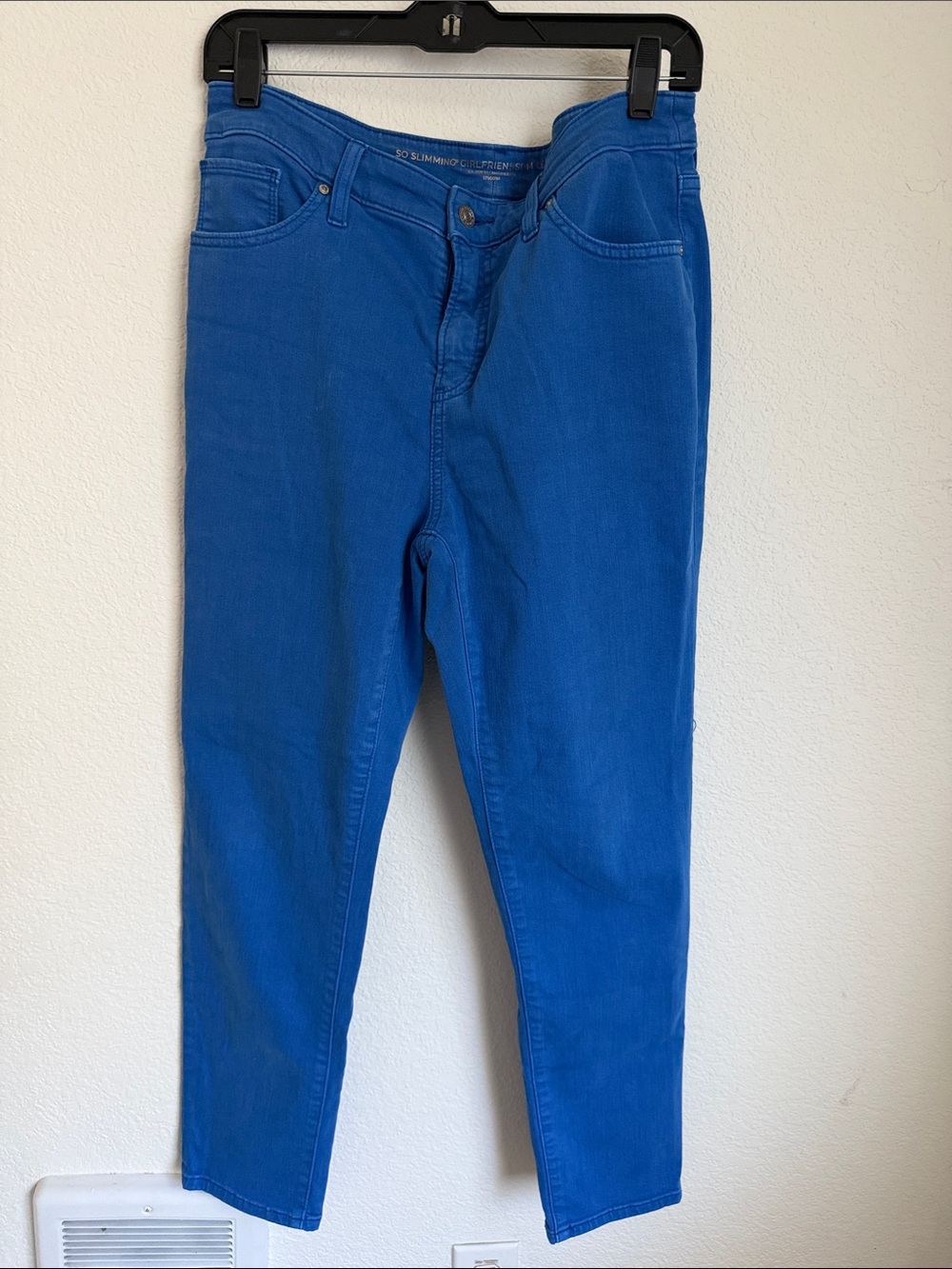 Chico's So Slimming Girlfriend Slim Leg Ankle Jeans - Bright Blue size 8